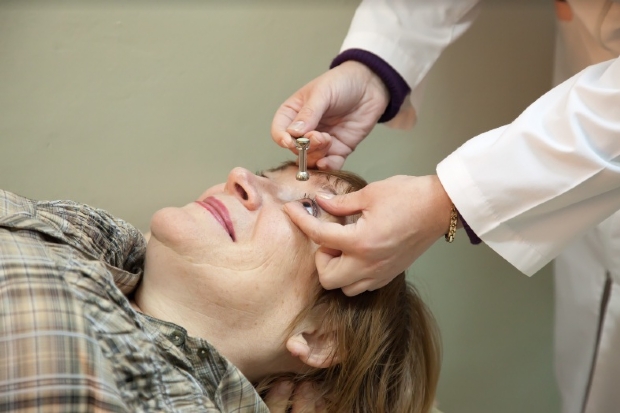 ​Justia probe optometrista dono de rede de ticas em Cuiab de fazer exames oftalmolgicos