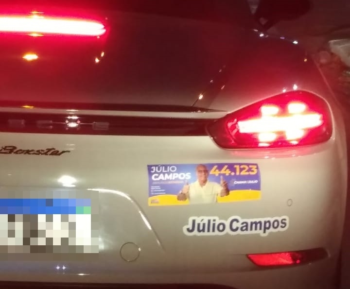 Jlio Campos  processado por propaganda antecipada em Porsche Boxster do sobrinho