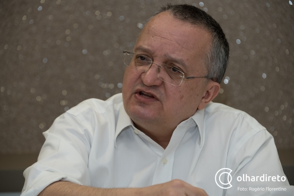 Juza livra ex-governador Pedro Taques de pagar dvida de campanha no valor de R$ 62 mil