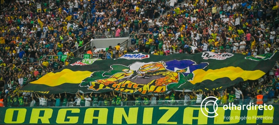 Impedida de entrar em setor da Arena Pantanal com camisa do Fluminense processa o Cuiabá e pede indenização