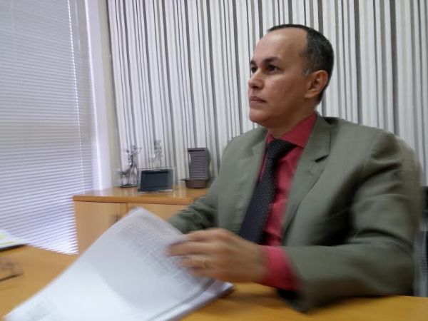 Antnio Luiz Ferreira da Silva argumentou na defesa que o envio de e-mails para pedir votos aconteceu de forma espontnea e pessoal