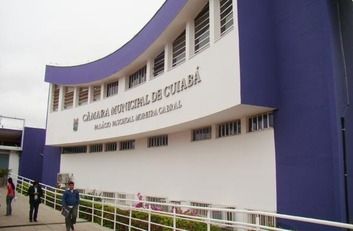 Advogados de vereadores travam duelo de liminares para as CPIs funcionarem na Cmara de Cuiab