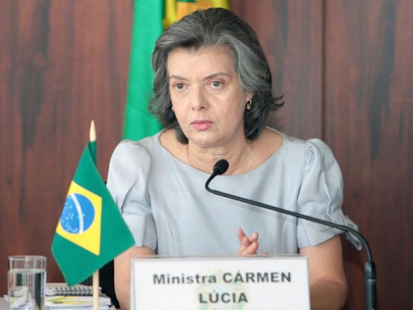 Ministra Carmen Lúcia faz balanço positivo das eleições