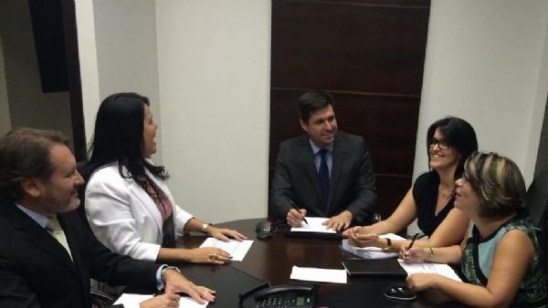 Capil define Ivanowa Raposo como pr-candidata  vice-presidente; Ana Ricarte compe tesouraria