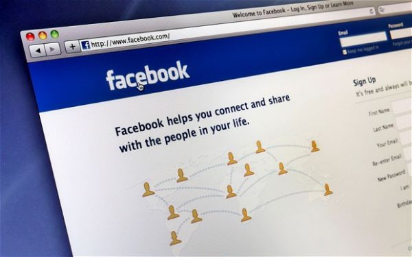 Duas mulheres so condenadas a pagar R$ 20 mil por comentrios ofensivos no Facebook