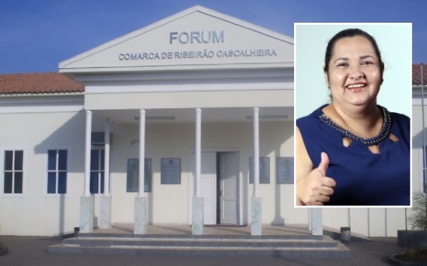 ​Juiz suspende posse de vereador como prefeito interino e mantm ex-presidente da Cmara no cargo
