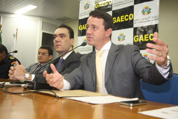 Promotor de Justia e coordenador do Gaeco - Marco Aurrlio de Castro