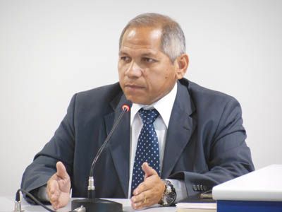 presidente do TDP, Lus Penha cogita ato contra promotores