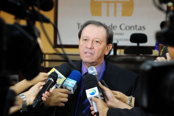 Operao sobre contratos antigos no TCE fecha o cerco a empresas que receberam R$ 170 milhes