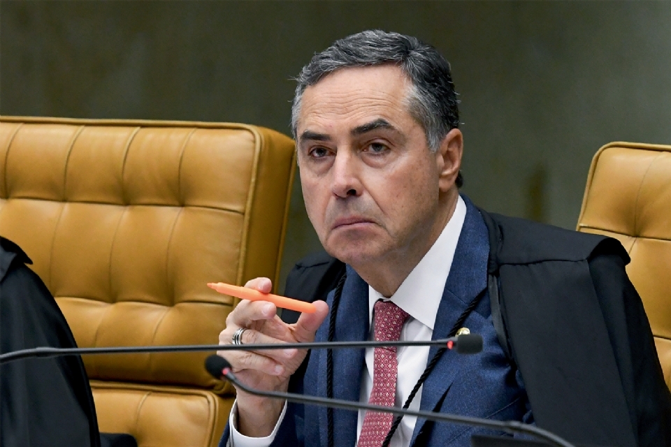 Barroso d cinco dias para Mauro Mendes e ALMT prestarem explicaes sobre Lei que taxa minerao