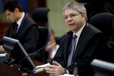 Conselheiro substituto relator, Luiz Henrique Lima.