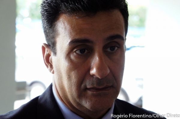 Mauro Zaque investiga dois contratos na Sade suspeitos por fraude em concorrncia