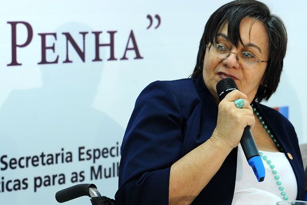 Precursora da Lei Maria da Penha participa de palestra em Barra do Garas