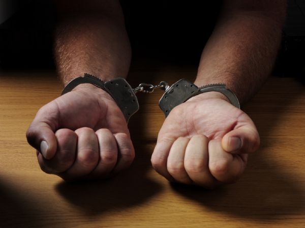 Homem  condenado a 10 anos  de recluso por roubar e molestar senhora