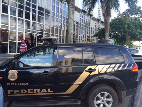 Polcia Federal e MPF investigam  ataques apcrifos a campanha de Leonardo Campos