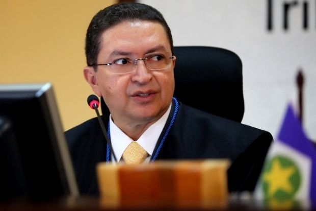 Ministra vota contra recurso que busca reverter afastamento de conselheiro do TCE