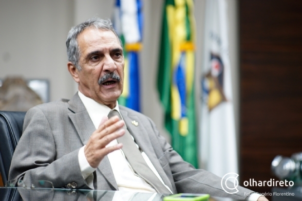 Carlos Alberto lidera presidentes dos TJs em manifestao de apoio ao STF