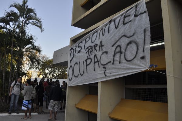 Juiz determina desocupao de reitoria da UFMT e autoriza uso de fora policial contra estudantes