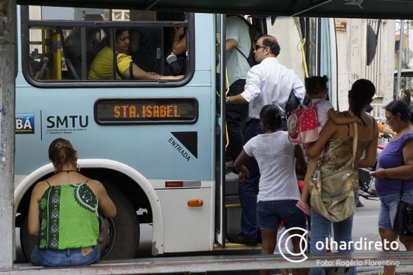 Empresa de transporte  condenada a indenizar em R$ 10 mil estudante que teve carto recusado 	