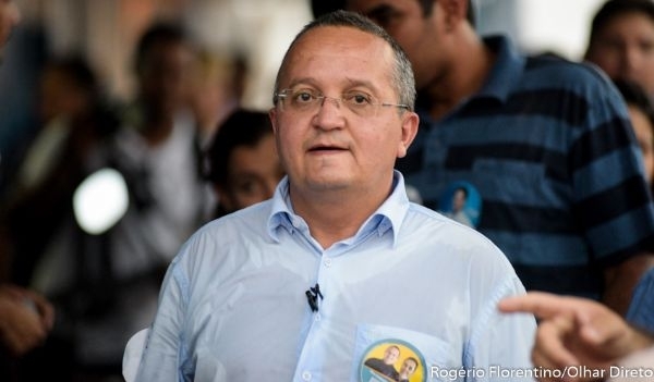Ministro desmembra inqurito dos grampos e Pedro Taques  nico investigado pelo STJ