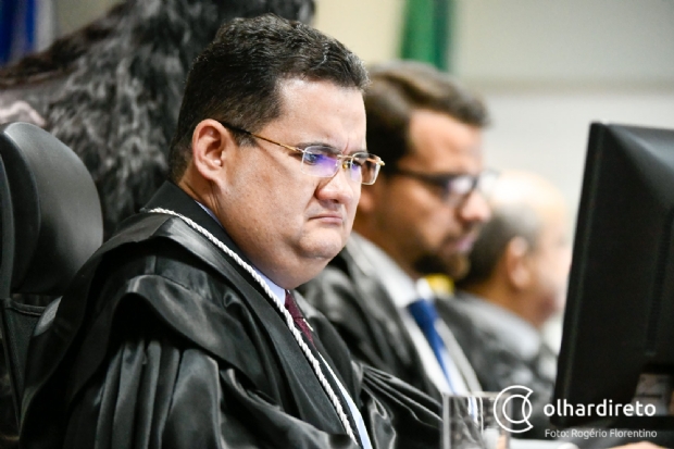 Juiz se declara suspeito e deixa processo sobre fraude grfica de R$ 2,3 milhes na ALMT