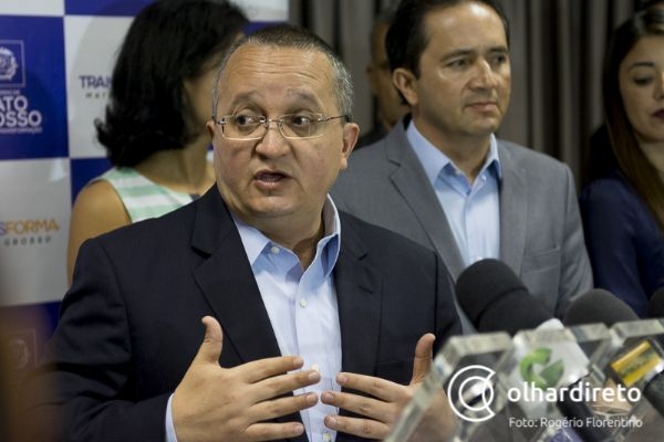 Taques  condenado a pagar R$ 63 mil por propaganda institucional em campanha