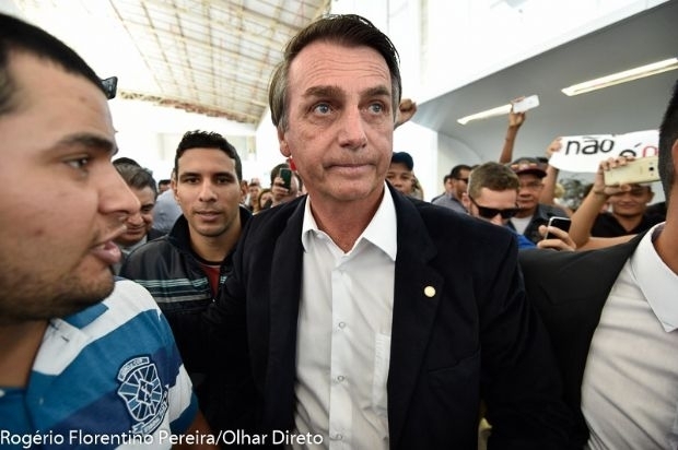 Juiz arquiva duas denncias de propaganda eleitoral irregular de Bolsonaro em MT