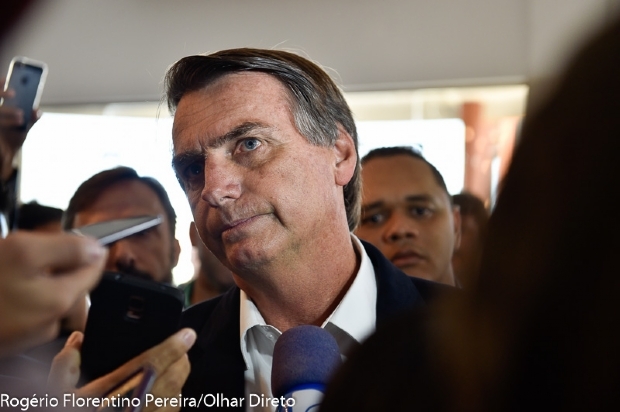 Ministro encaminha  PGR pedido de afastamento de Bolsonaro por aes de risco relacionadas ao Covid-19