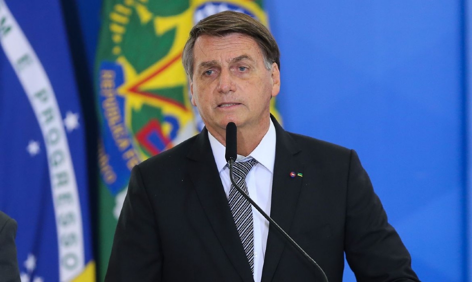 Procurador de Mato Grosso assina notcia de ilcito eleitoral contra Bolsonaro