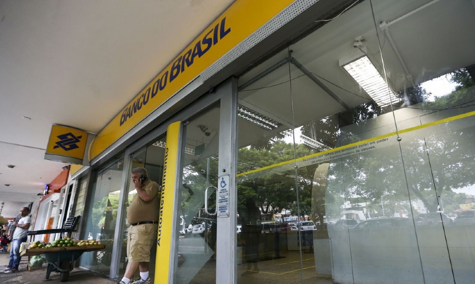 Banco do Brasil  multado em R$ 532 mil por exceder limite de permanncia em fila