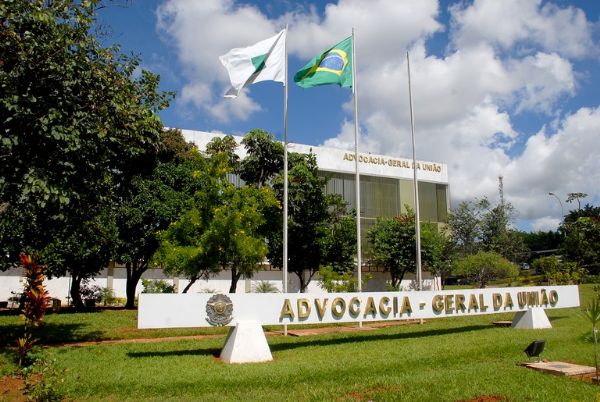 AGU vai recorrer de deciso que suspende estudo para obras de usina no Rio Tapajs