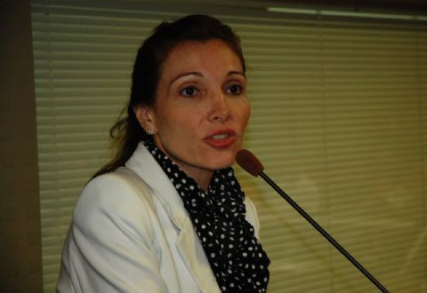 TRE mantm multa de R$ 15 mil a ex-vereadora de Barra