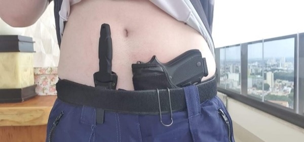 Defesa de Cestari anexa foto de ex-namorado de adolescente com armas ao processo e pede acesso a celular