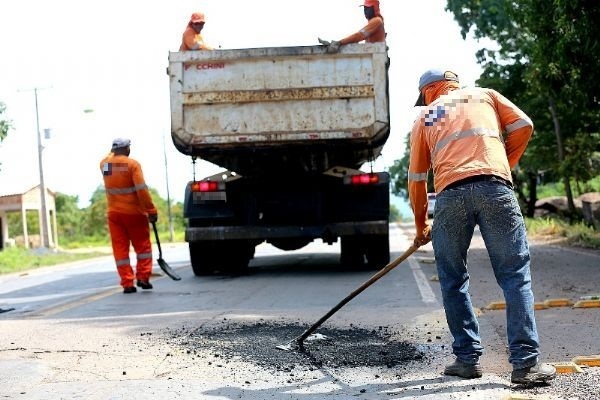 ​Justia bloqueia R$ 4 milhes em bens de construtora que fez asfalto de pssima qualidade