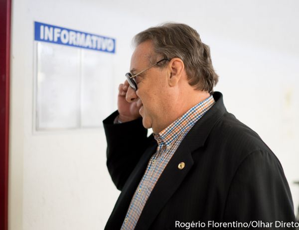 Romoaldo diz orar por liberdade de Riva e v culpa de todos os deputados em suposto rombo milionrio na AL