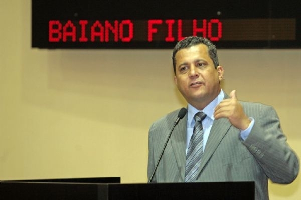 Juiz arquiva denncia de improbidade contra ex-secretrio de Estado, Baiano Filho