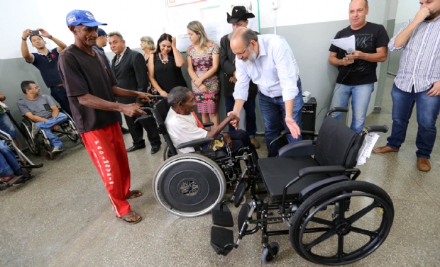 MP apura suposta fraude em preos de 200 cadeiras de rodas adquiridas por Vrzea Grande