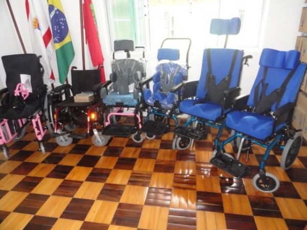 Deficiente consegue cadeira de rodas adaptada em ao movida pela Defensoria Pblica