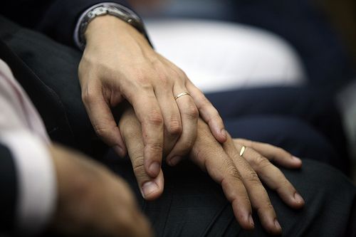 Em um ms, cartrios das principais capitais realizam 231 casamentos gays