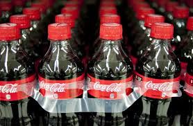 Justia condena Coca-Cola a pagar R$ 20 mil por bebida contaminada