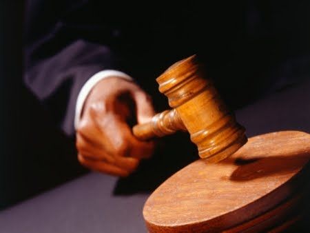 Juiz concede substituio de pena privativa de liberdade por restritiva de direito