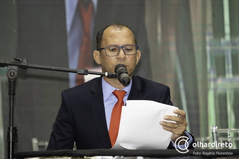 Ministério Público pede revogação de liminar que autorizou desfiliação de Fabinho, presidente da Câmara de VG