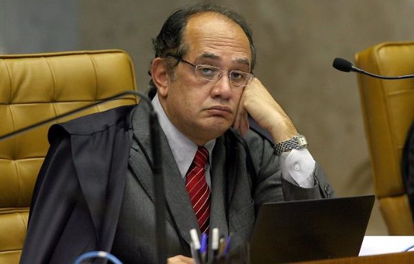 PT entra com interpelao criminal contra Gilmar Mendes