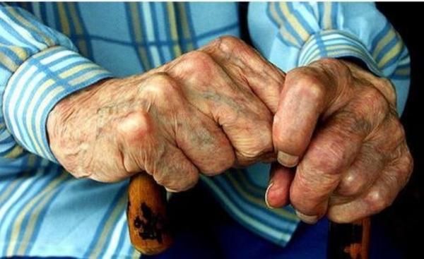 Advogado  condenado por no repassar verbas previdencirias a idosos