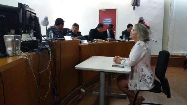 Fui bastante constrangida, diz delegada Alana sobre depoimento a Jarbas