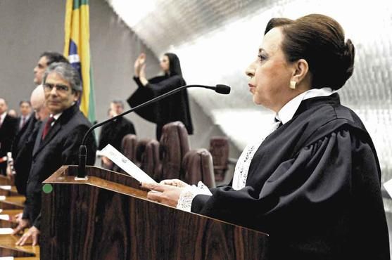 Ministra Assusete Magalhes