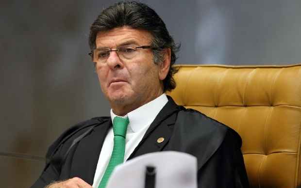 STF prorroga por 60 dias inqurito que investiga supostos crimes cometidos por Bezerra