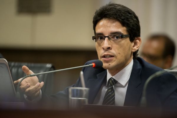 Ayala afirma que PEC de Valtenir vai contra entendimento do STF