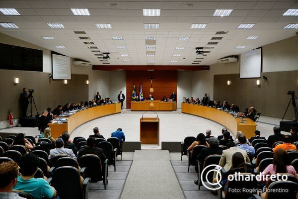 TJMT adia julgamento sobre constitucionalidade de verba indenizatória de R$ 65 mil para deputados