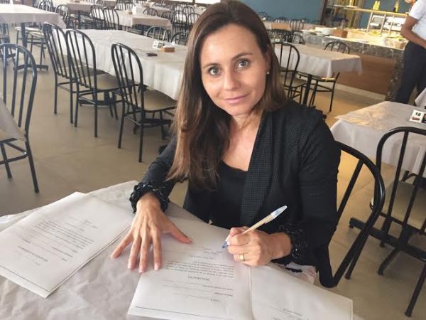 Advogada aponta falta de atitude em defesa da classe e aposta em Moreno para nova fase